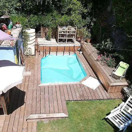 Bel Avec Jardin Et Vue à